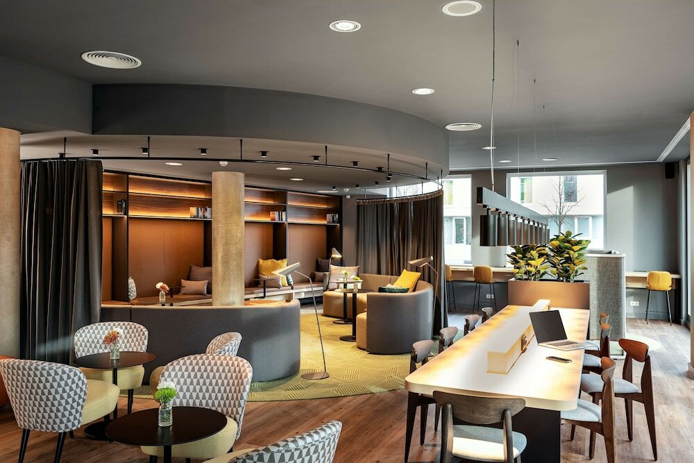 Фото Nh Köln Altstadt