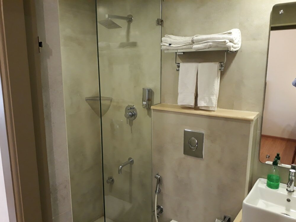 Фото Hotel Beebiz Guindy