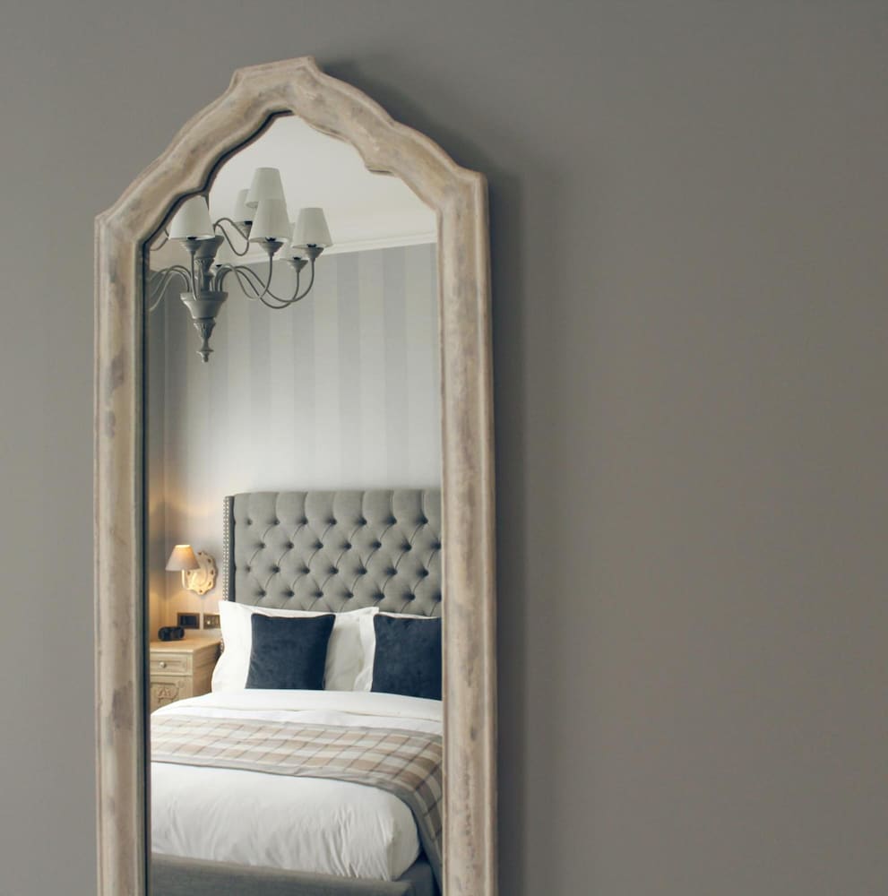 Фото The Grafton Arms Pub & Rooms