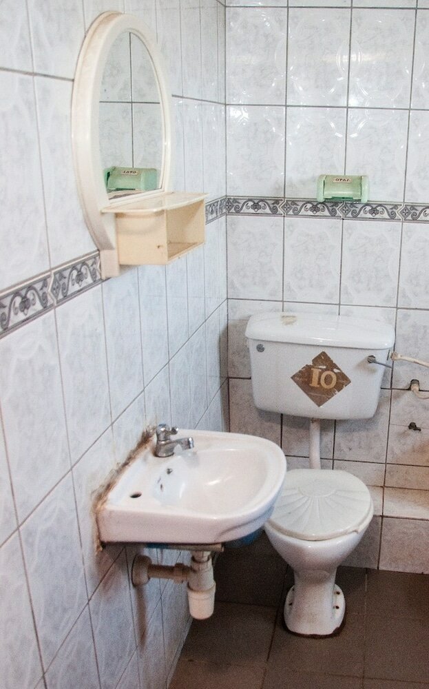 Фото Alfoscar Hotel & Suites