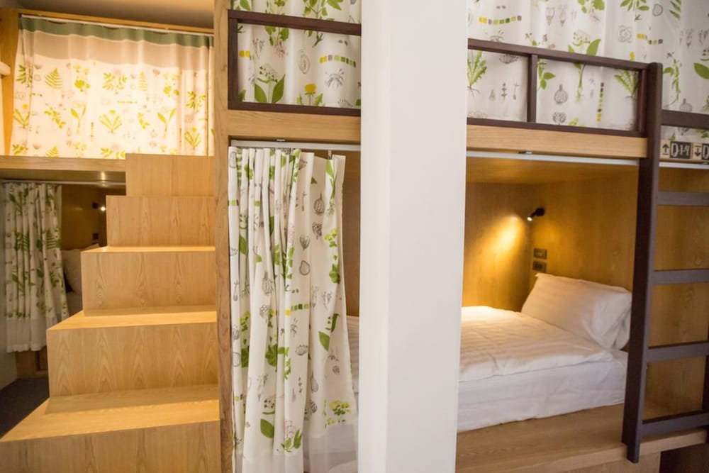 Фото Memmoth Hostel In Lampang