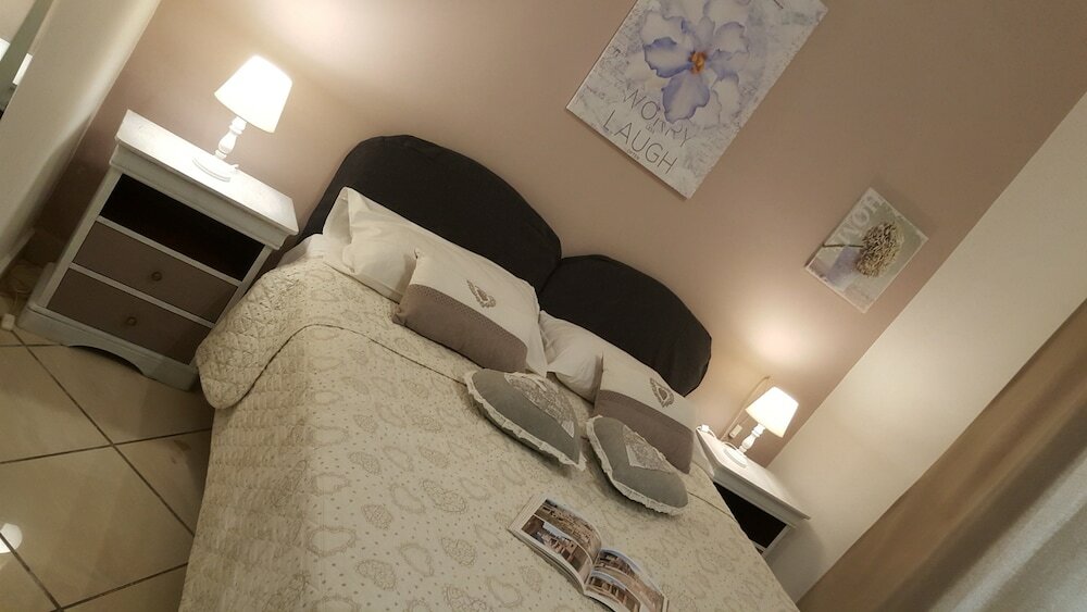 Фото Napoli Centrale Naples