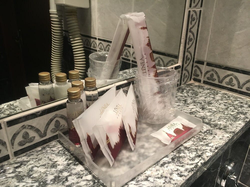 Фото Hotel Cavalieri Pinerolo