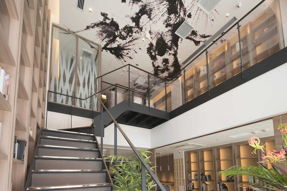 Фото Hotel Cargo Shinsaibashi