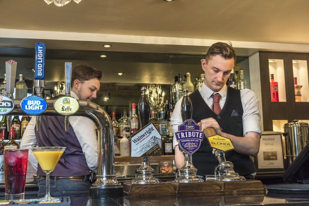 Фото The Swan Hotel, Stafford, Staffordshire