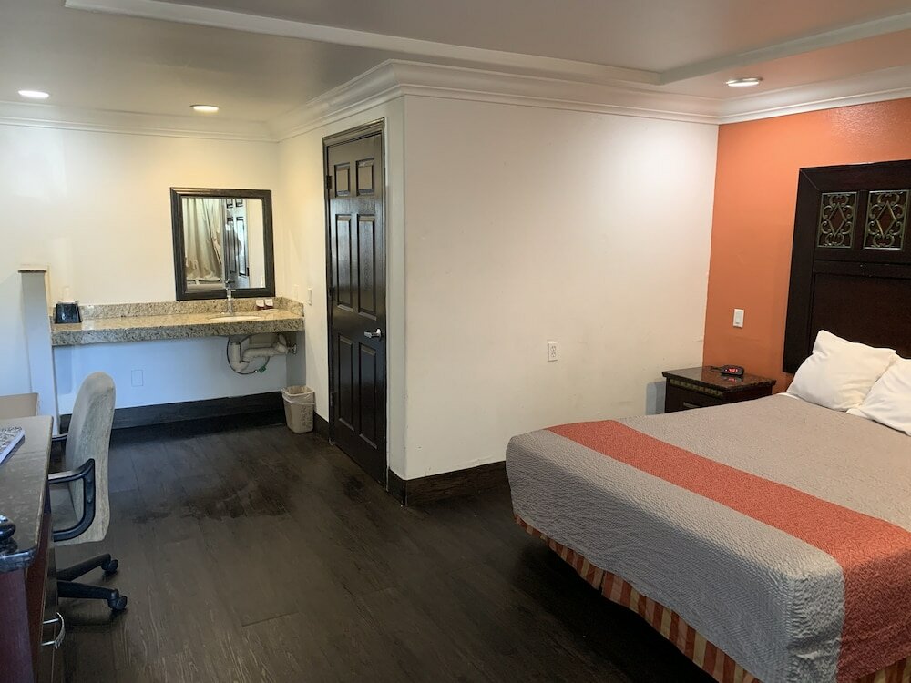 Фото Santa Fe Inn Los Angeles