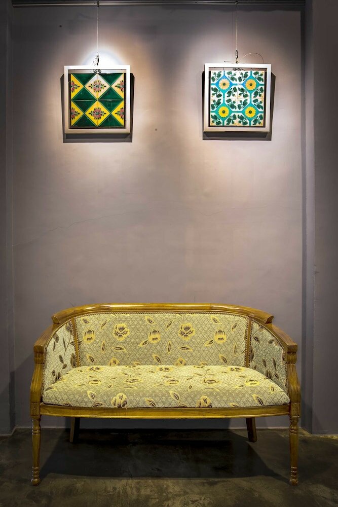 Фото Old Door Hostel & Bar