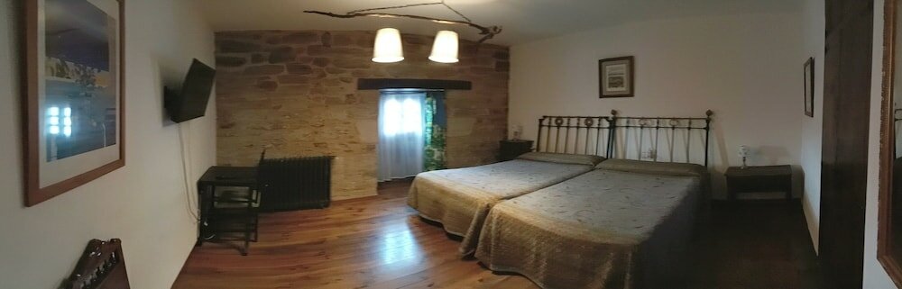 Фото La Posada de Pedrazales