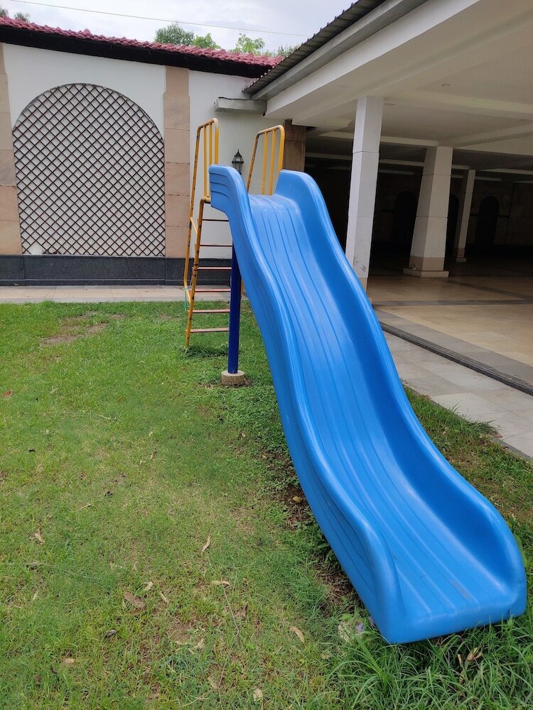 Фото Chanakya Bnr Hotel