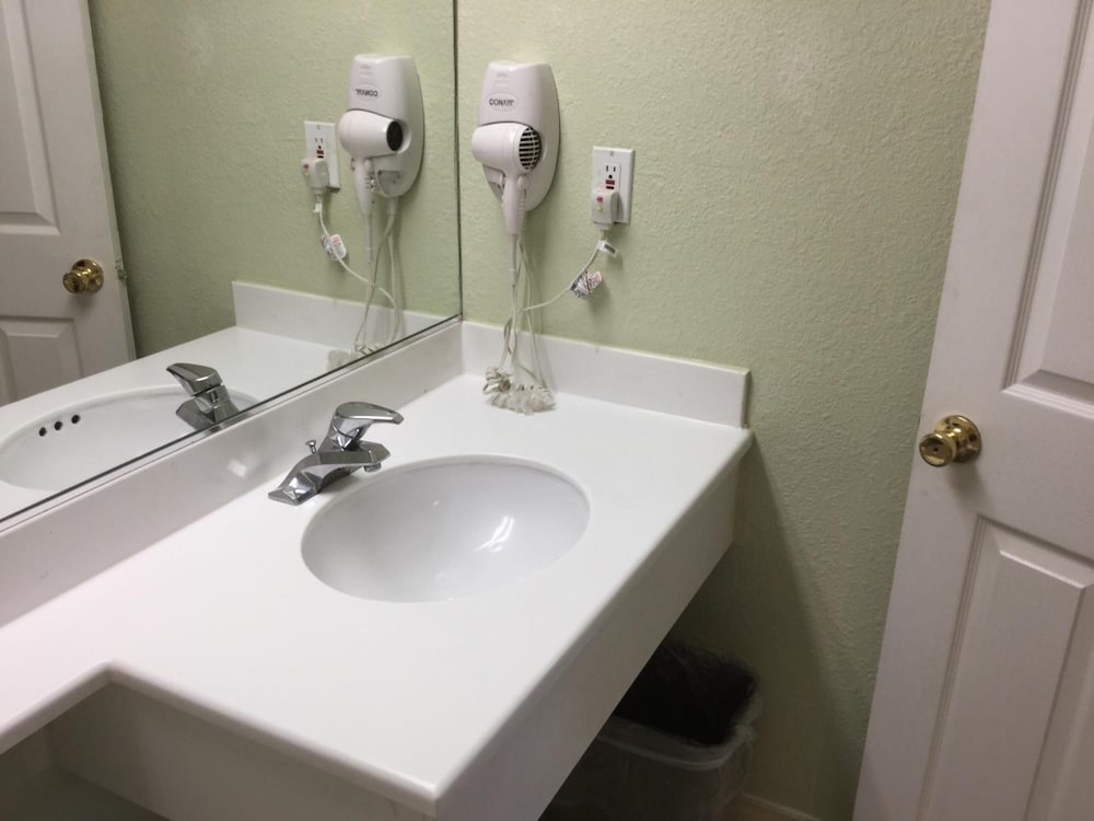 Фото Beverly Inn