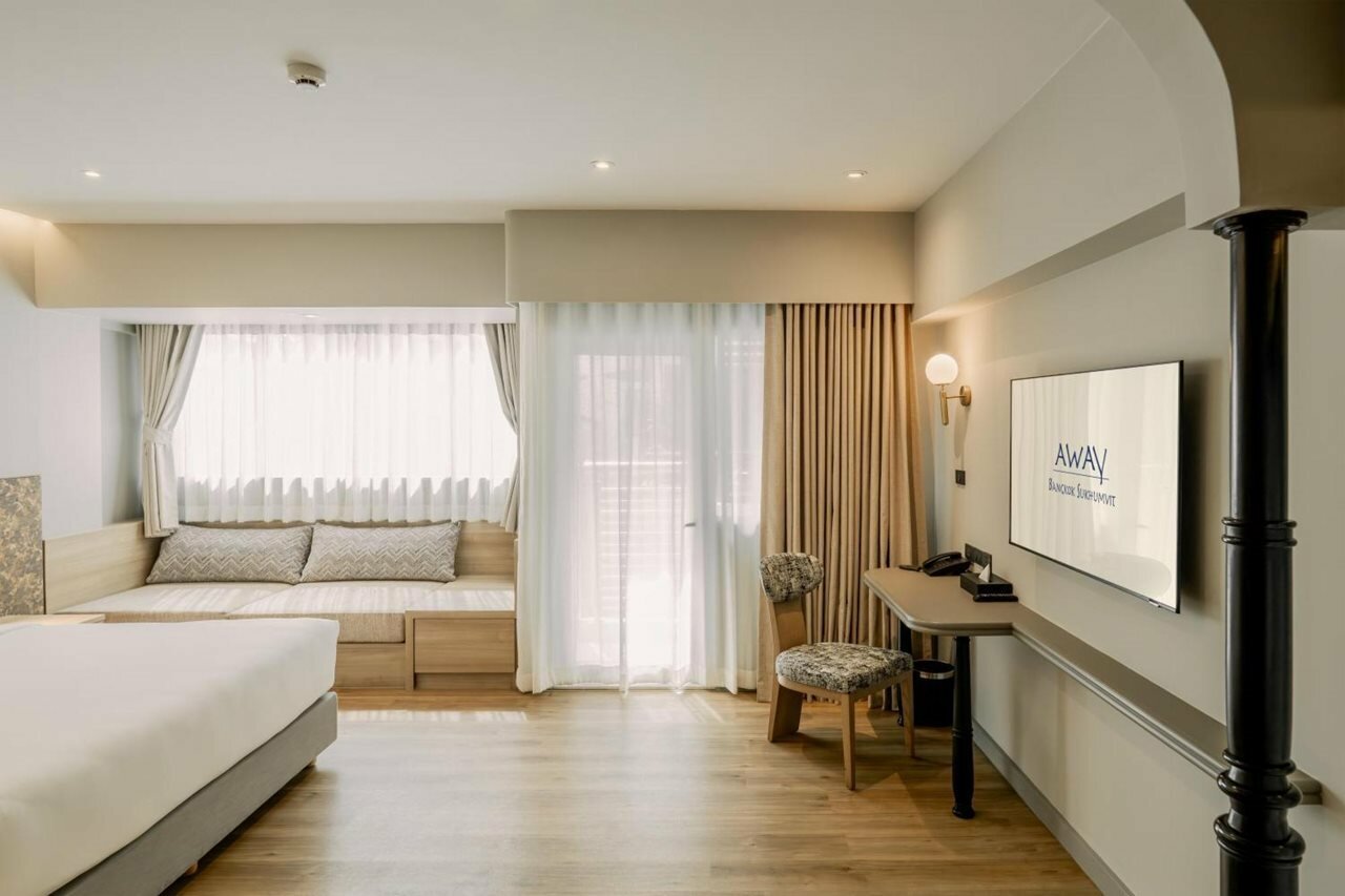 Фото Away Bangkok Sukhumvit