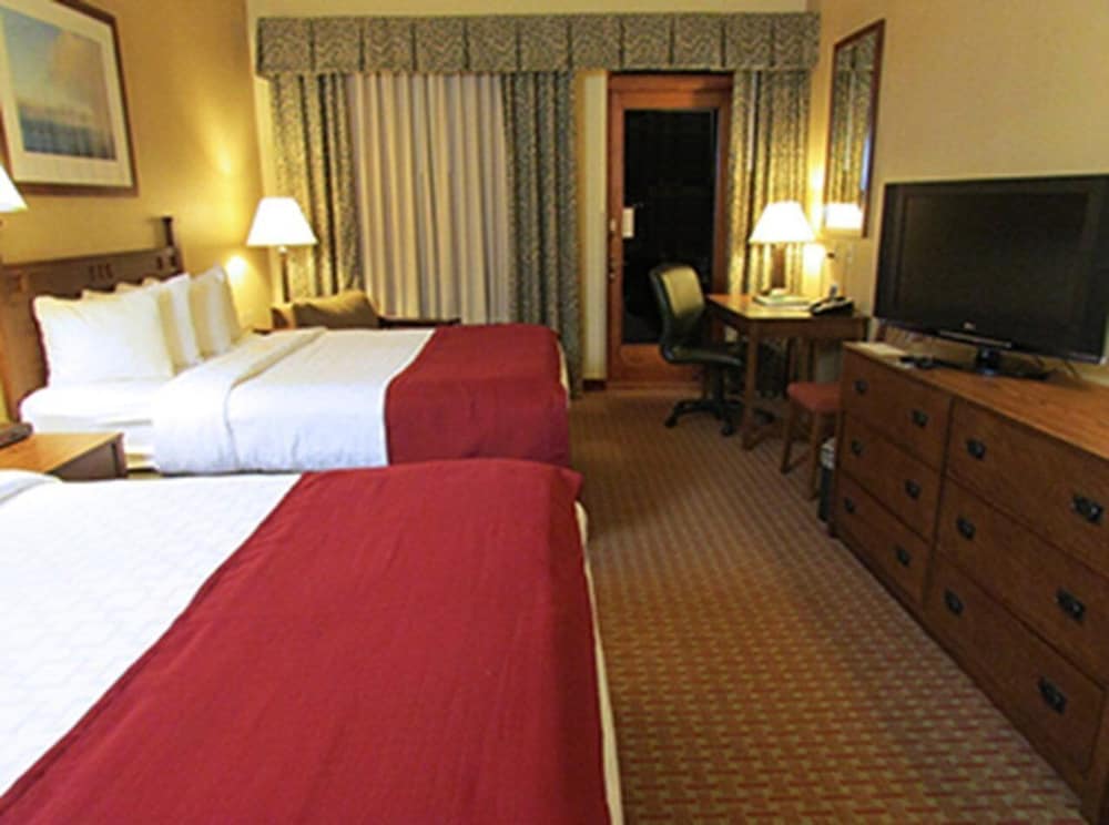 Фото Canal Park Lodge