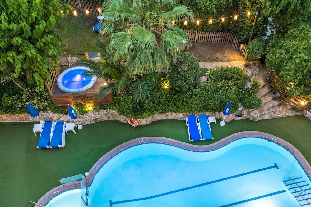 Фото Hotel GHT Neptuno Tossa & VENUS SPA