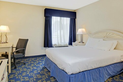 Гостиница Days Inn by Wyndham East Windsor/Hightstown в Хайтстауне