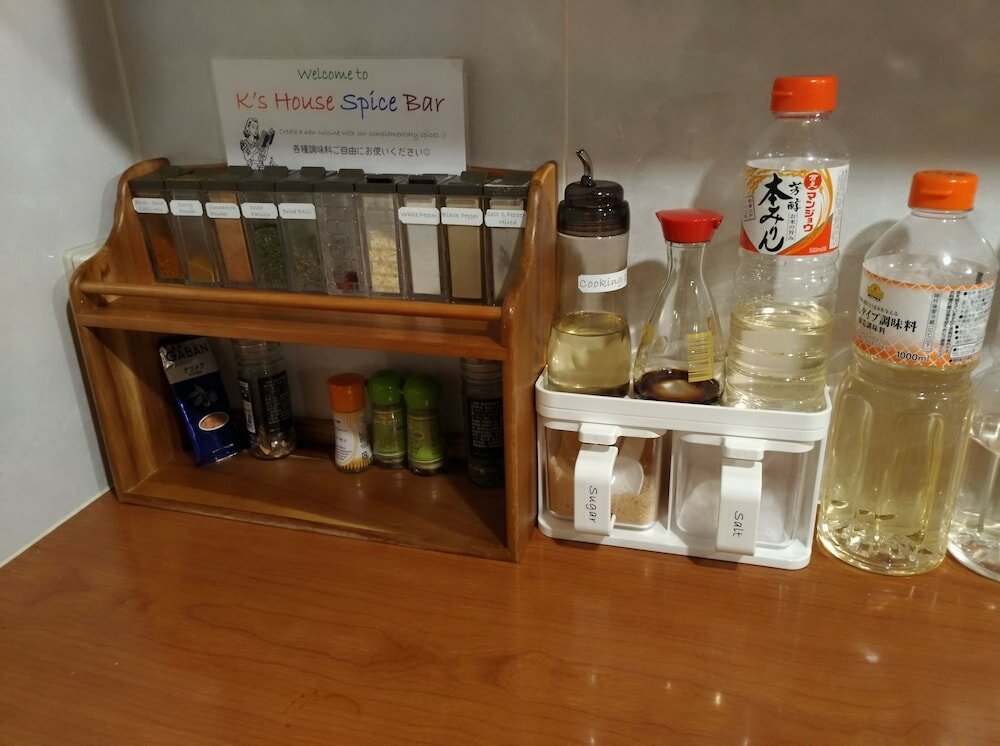 Фото Historical Ryokan Hostel K's House Ito Onsen