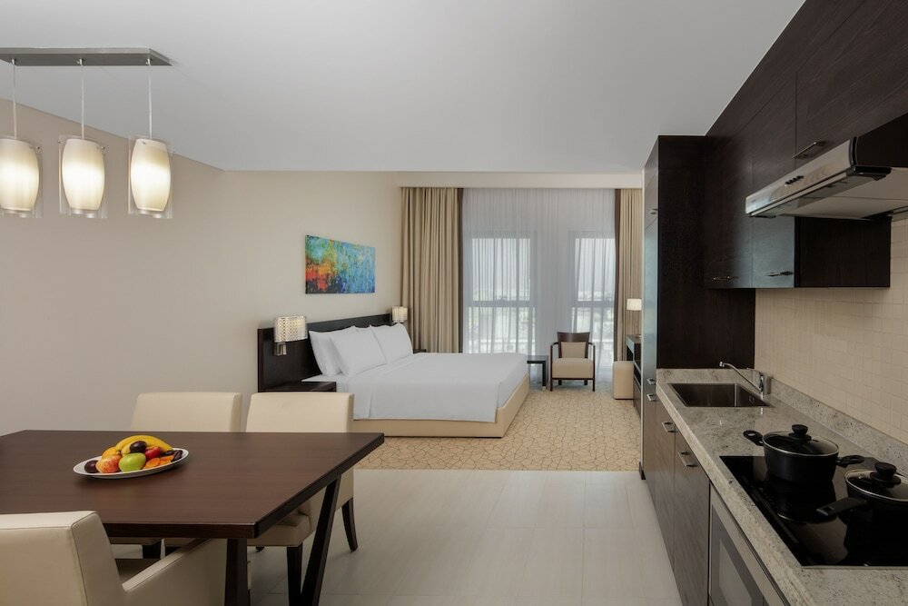 Фото Hyatt Place Dubai Jumeirah Residences