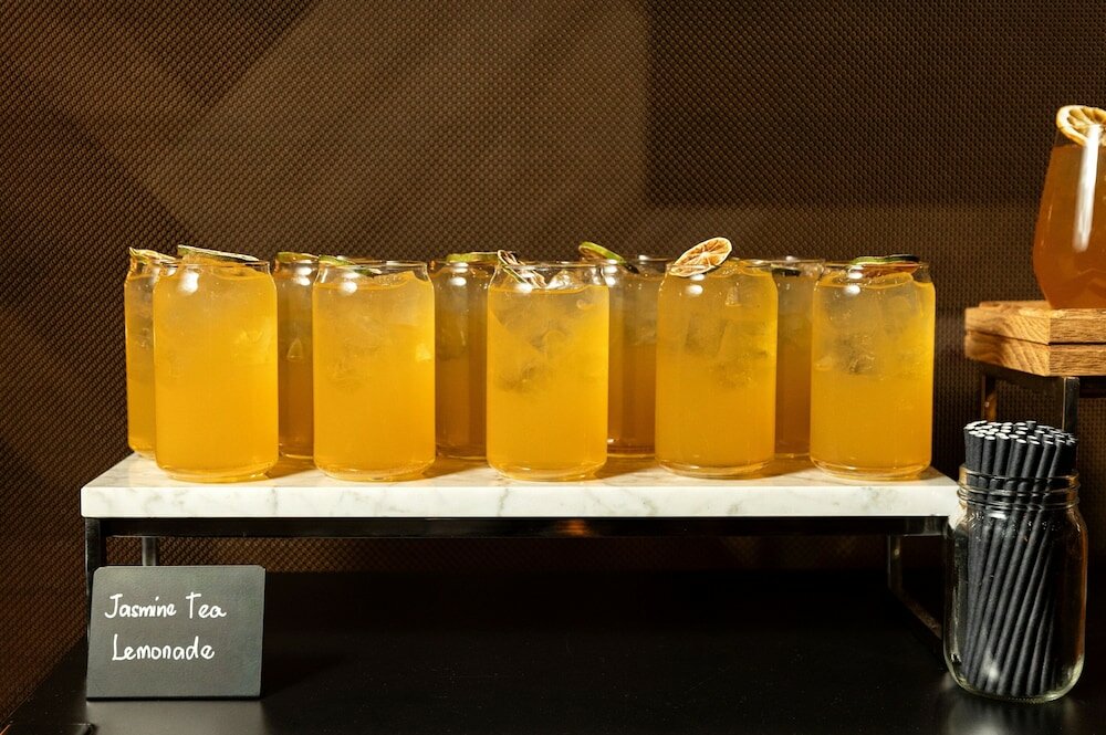 Фото Delta Edmonton Centre Suite Hotel