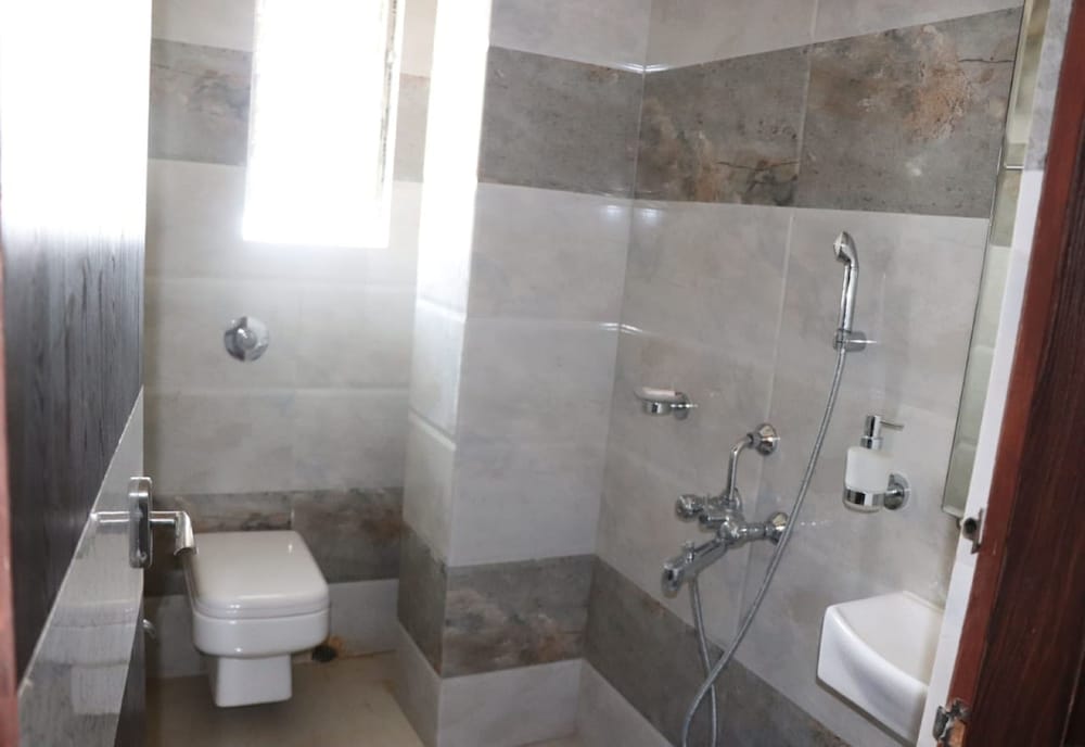 Фото Hotel Angina