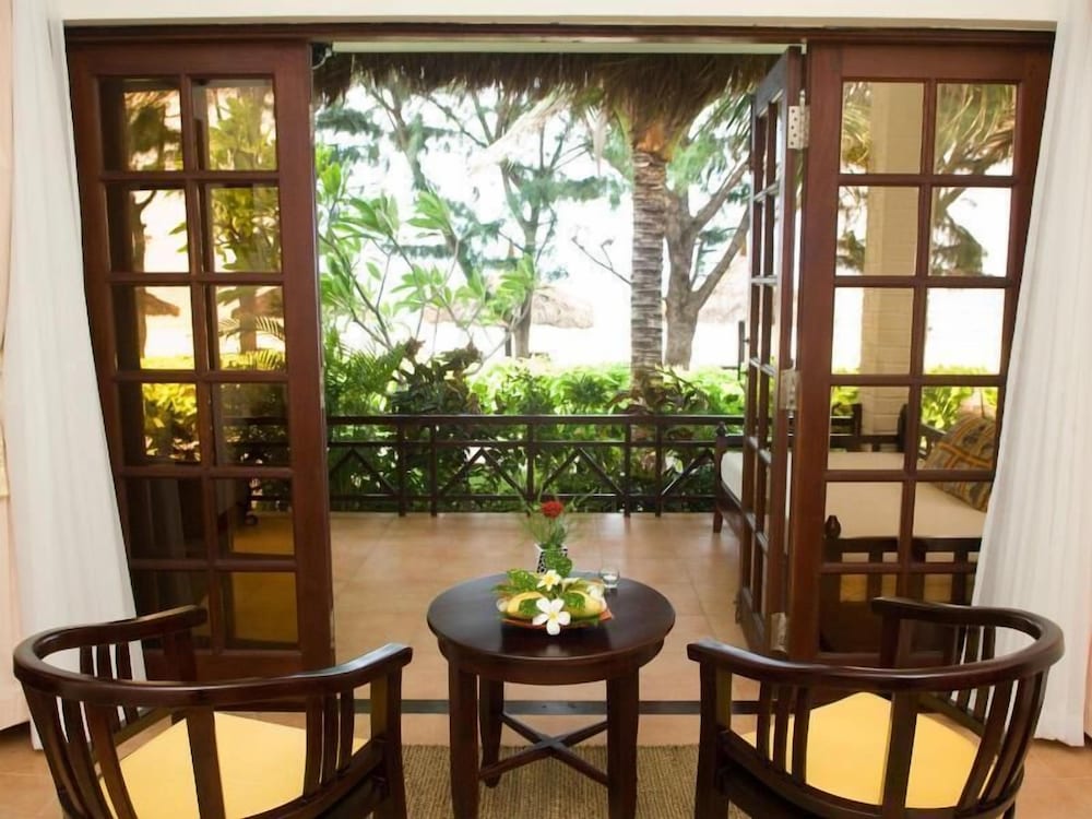 Фото Cham Villas Boutique Luxury Resort