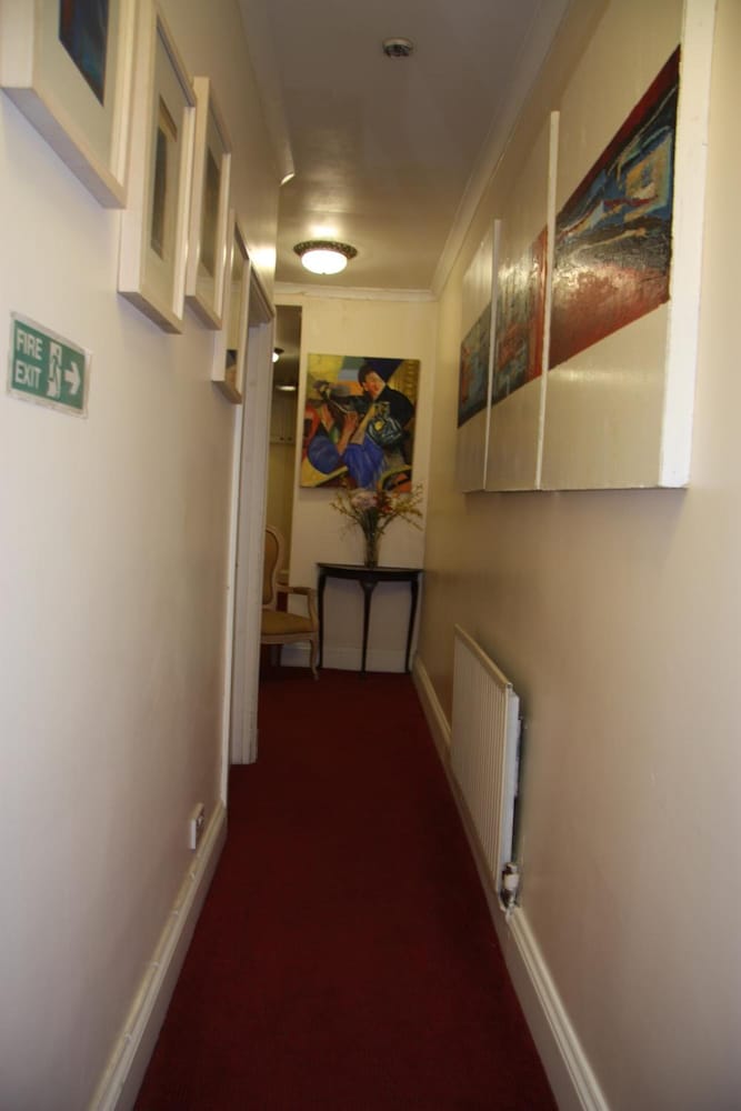 Фото Kingsway Park Hotel at Park Avenue