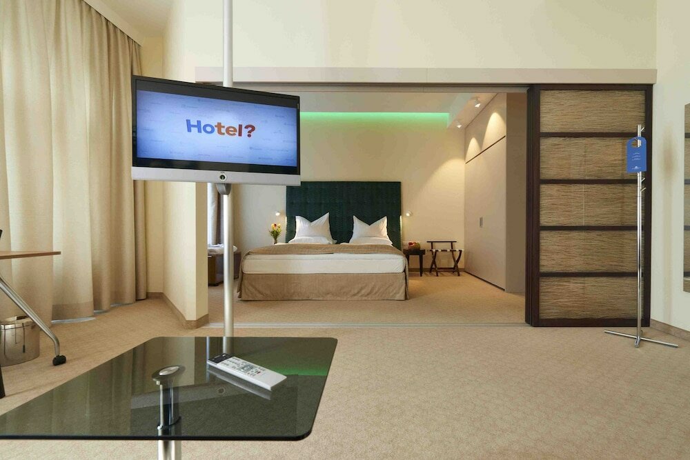 Фото HiLight Suites Hotel