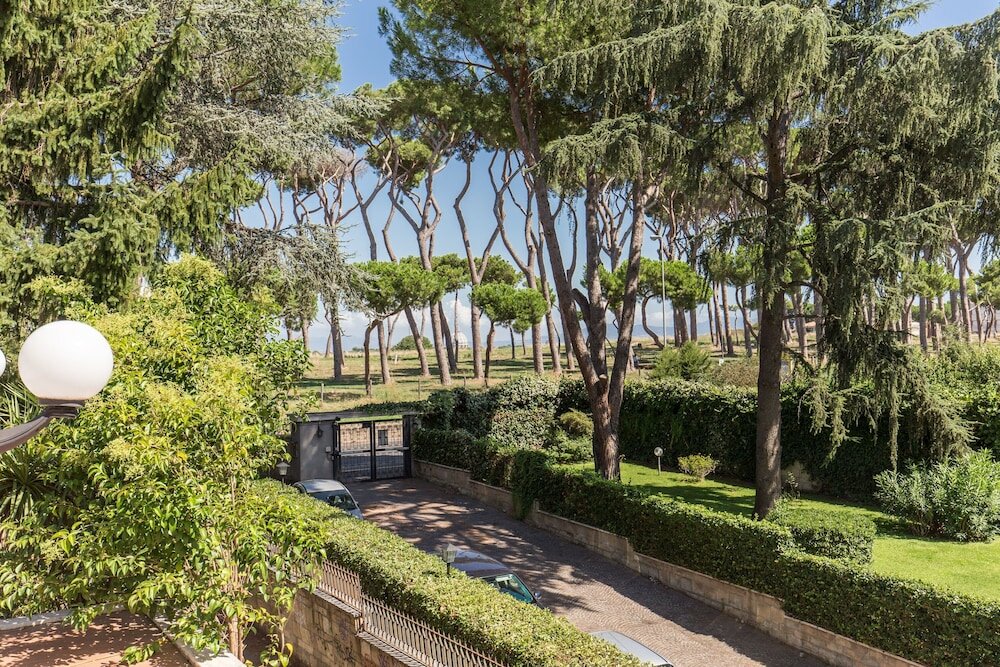 Фото Pinewood Hotel Rome