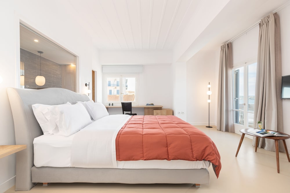 Фото Hotel Roumani