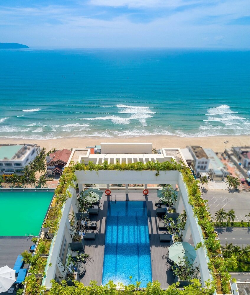 Фото Paris Deli Danang Beach Hotel