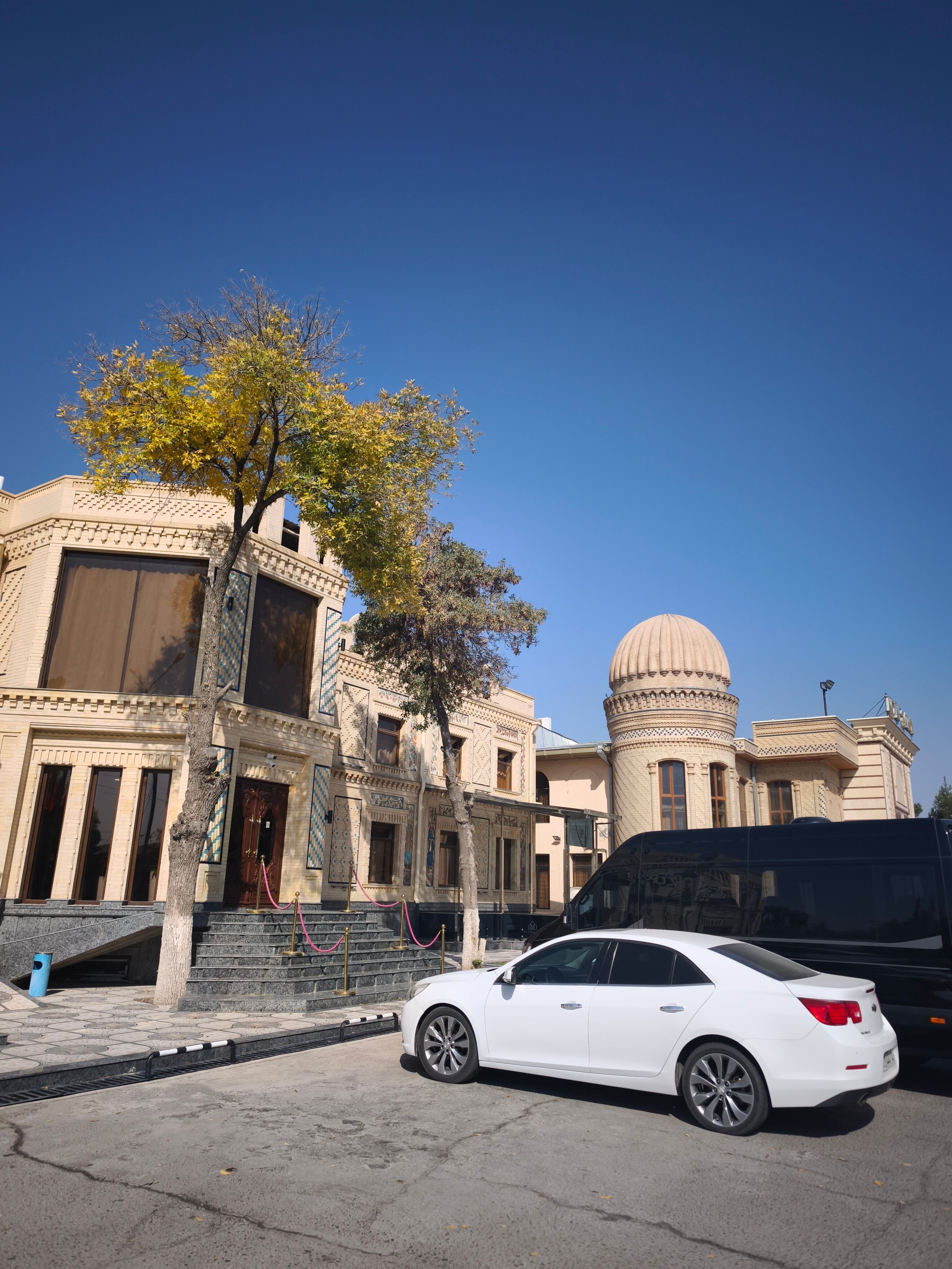 Фото Kok Saroy Plaza Hotel