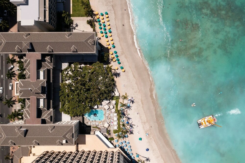 Фото Moana Surfrider, A Westin Resort & SPA, Waikiki Beach