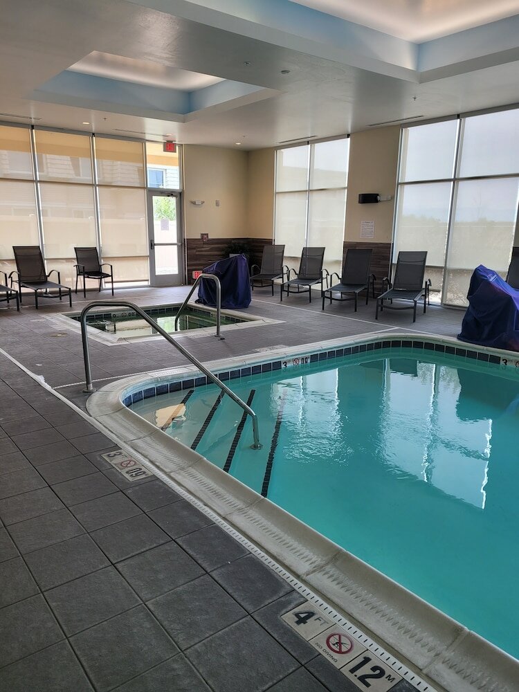 Фото Fairfield Inn & Suites by Marriott Butte