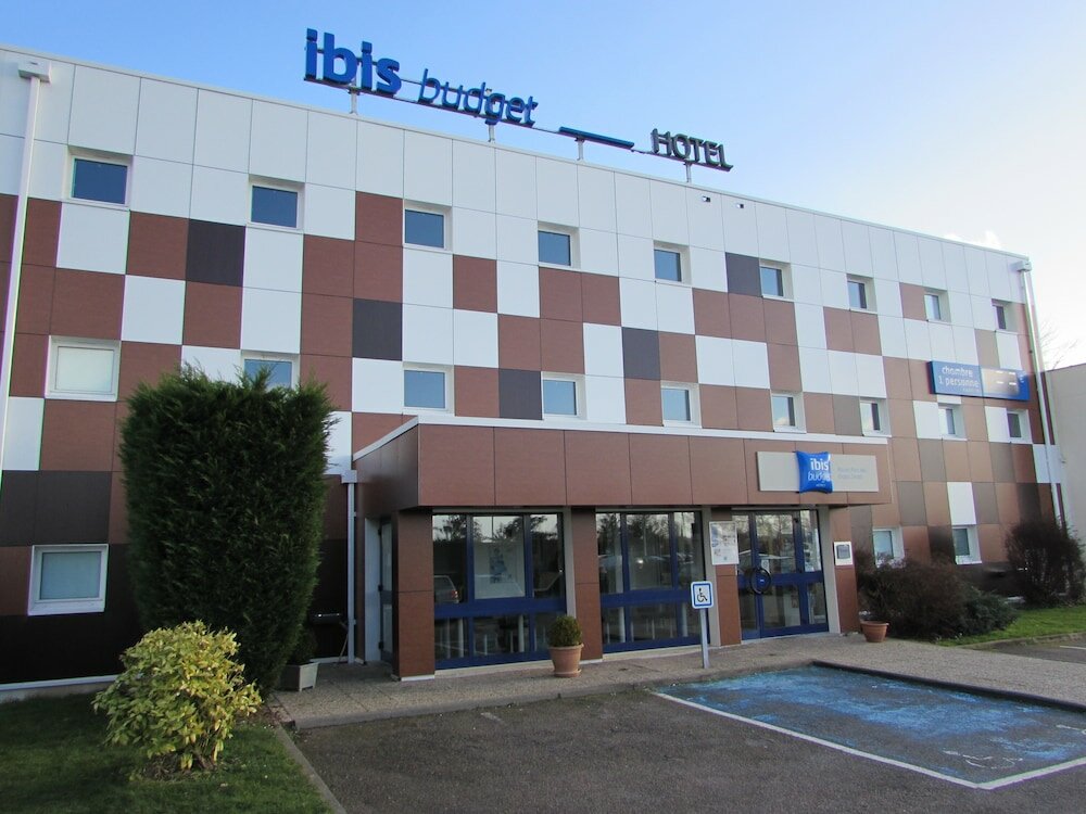Фото Ibis budget Rouen Sud Zenith