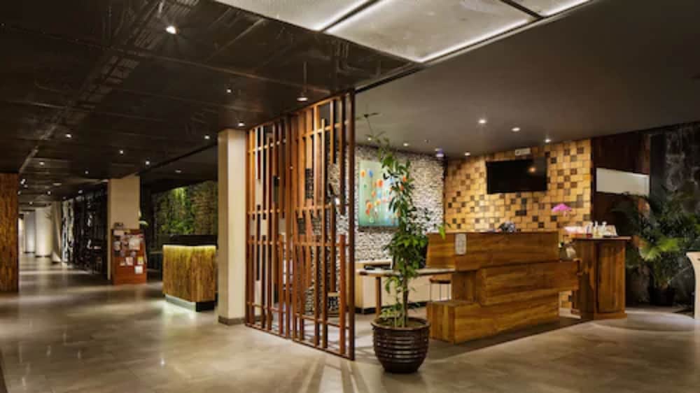 Фото Daun Bali Seminyak Hotel