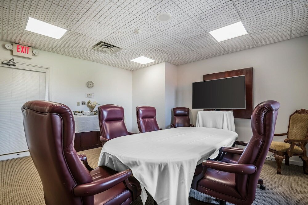 Фото Quality Inn & Suites Albany Airport