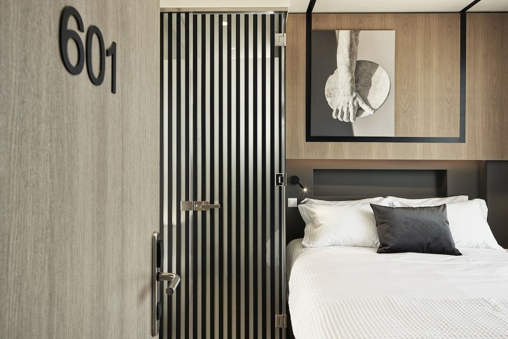 Фото Urban Frame Plaka