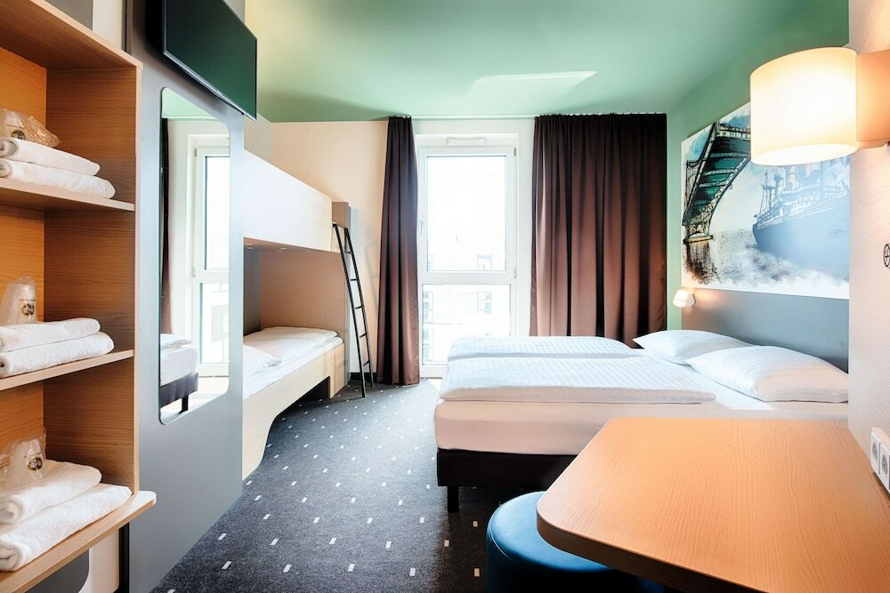 Фото B&b Hotel Wilhelmshaven