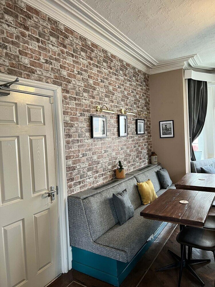 Фото The Wilton Hotel