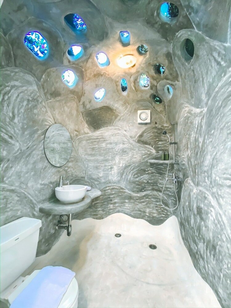 Фото Nern Chalet Beachfront Hotel