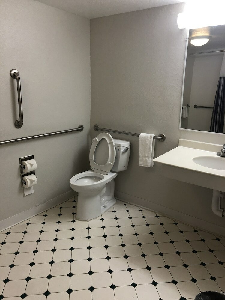 Фото La Quinta Inn by Wyndham Austin Oltorf