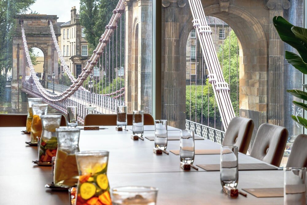 Фото Virgin Hotels Glasgow