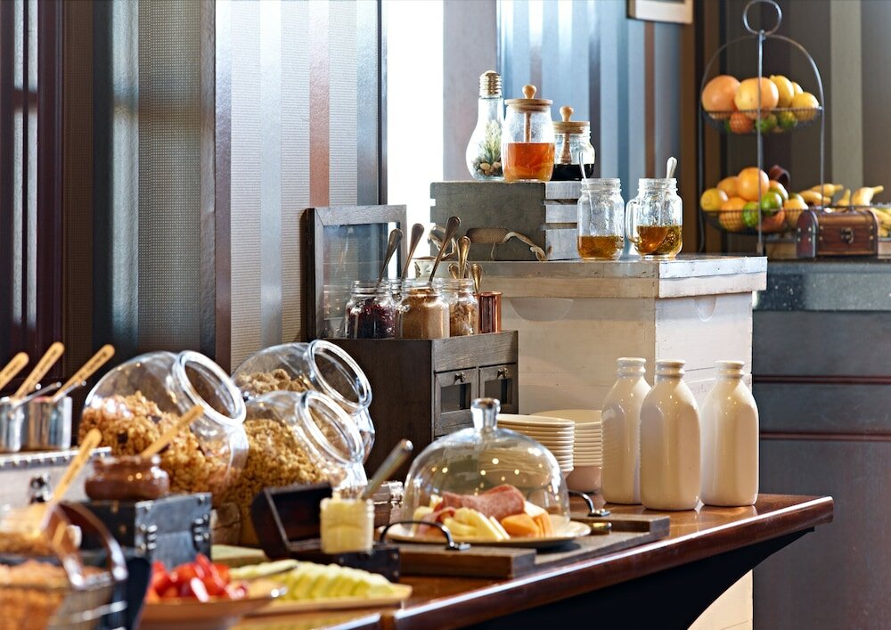 Фото Omni New Haven Hotel at Yale