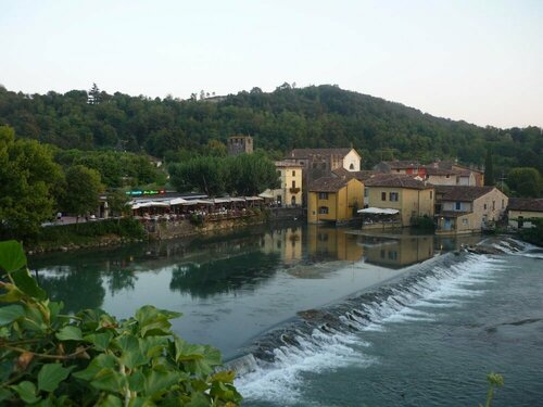 Внешний вид отеля Hotel San Benedetto в Пескиера-дель-Гарде, фото 4