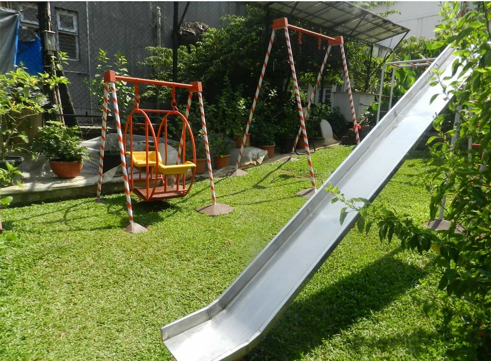 Фото The Emerald Hotel & Executive Apartments