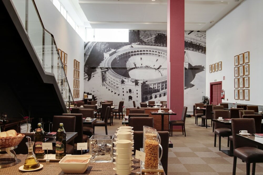 Фото 1881 Madrid Ventas Hotel