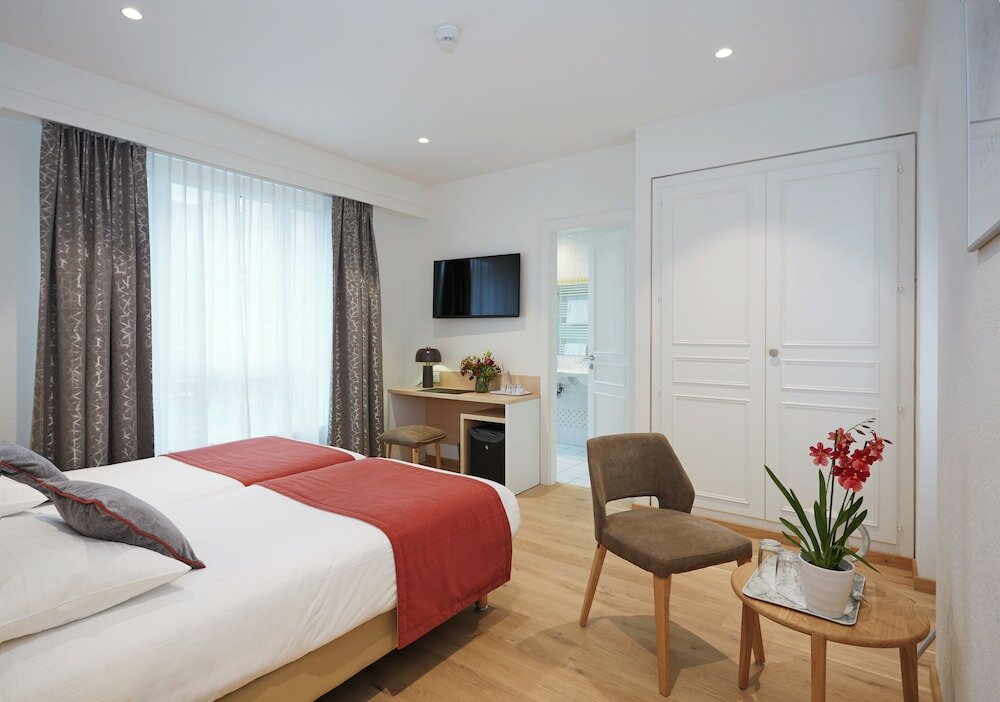 Фото Hotel Suisse