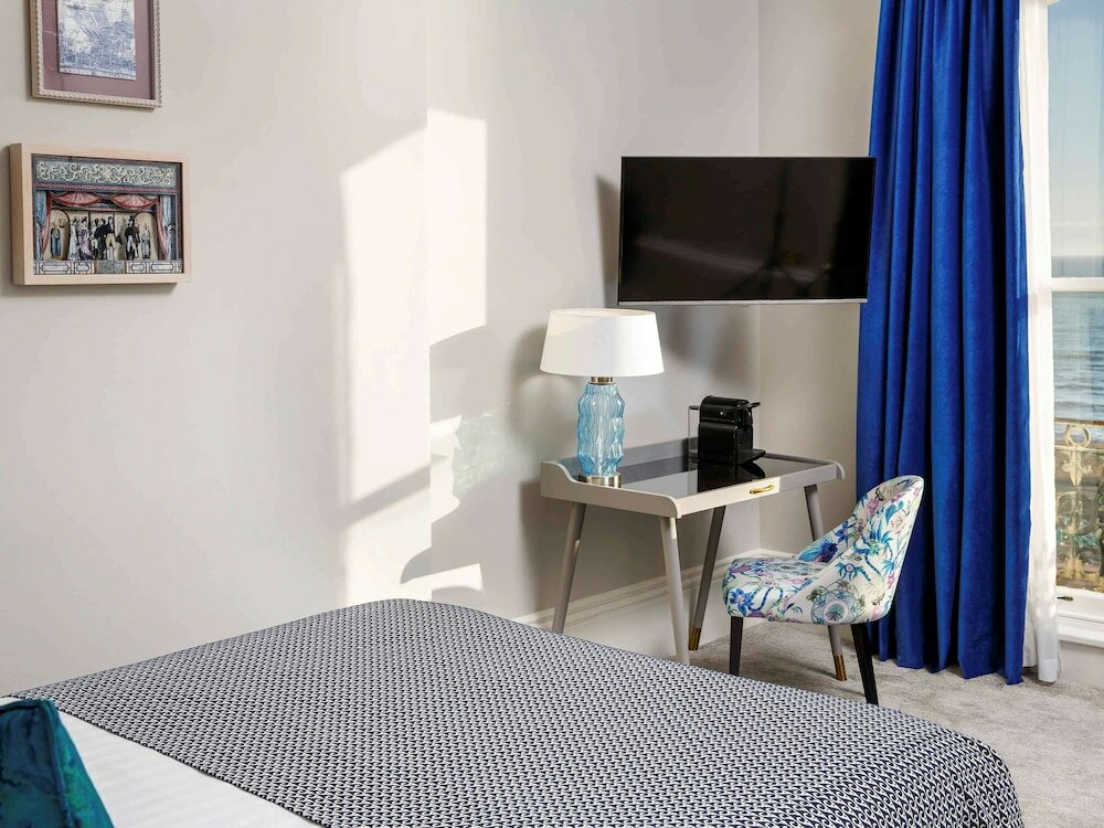 Фото Mercure Brighton Seafront Hotel