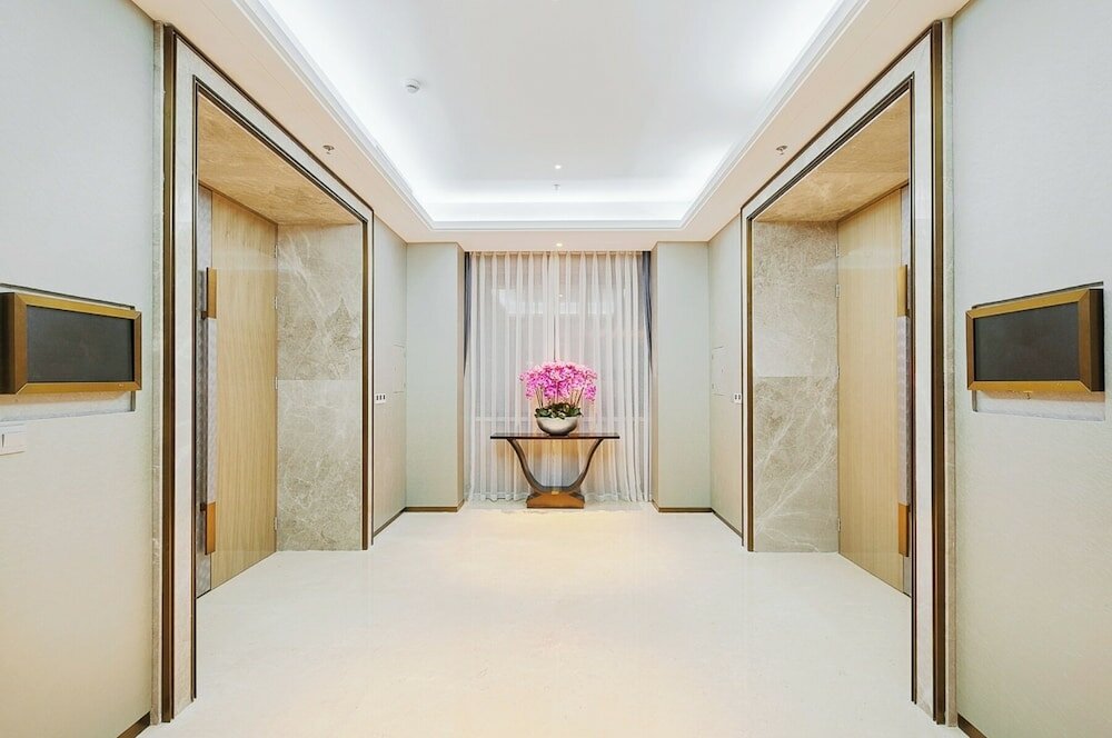 Фото Courtyard by Marriott Shanghai Pudong