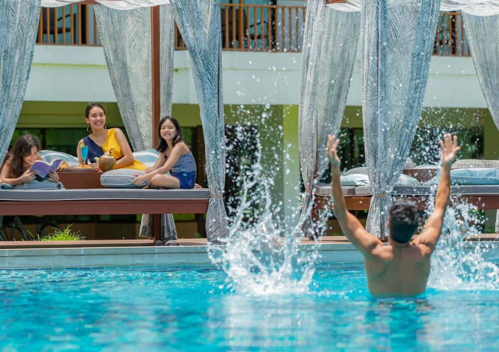 Фото Naithonburi Beach Resort