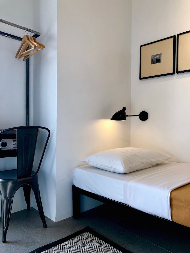 Фото Gomez House