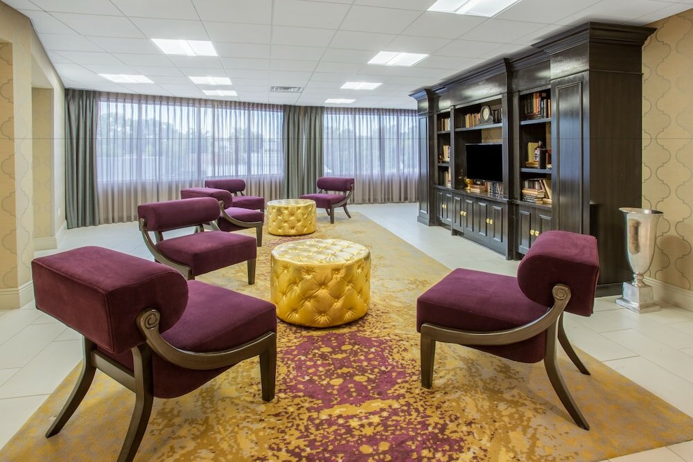 Фото Crowne Plaza Saddle Brook, an Ihg Hotel